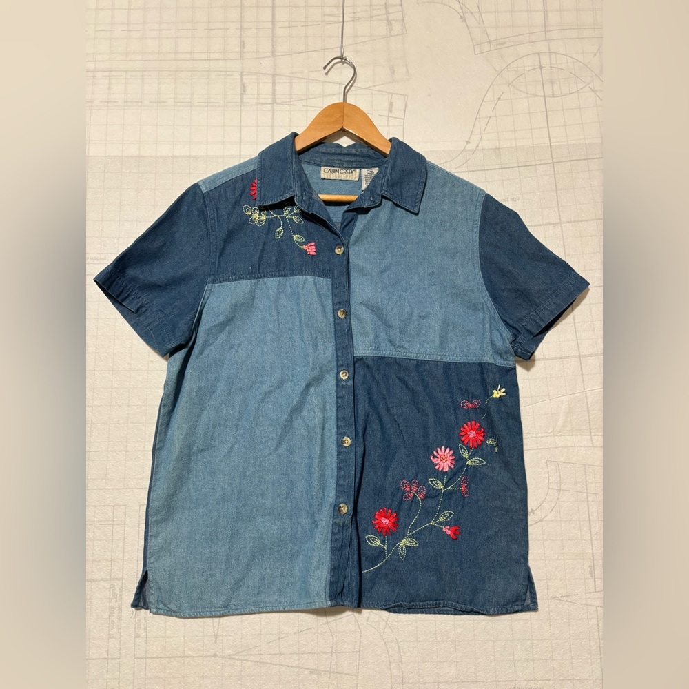 Cabin Creek Women's Petite Large Blue Embroidered Floral Denim Button-Up Shirt